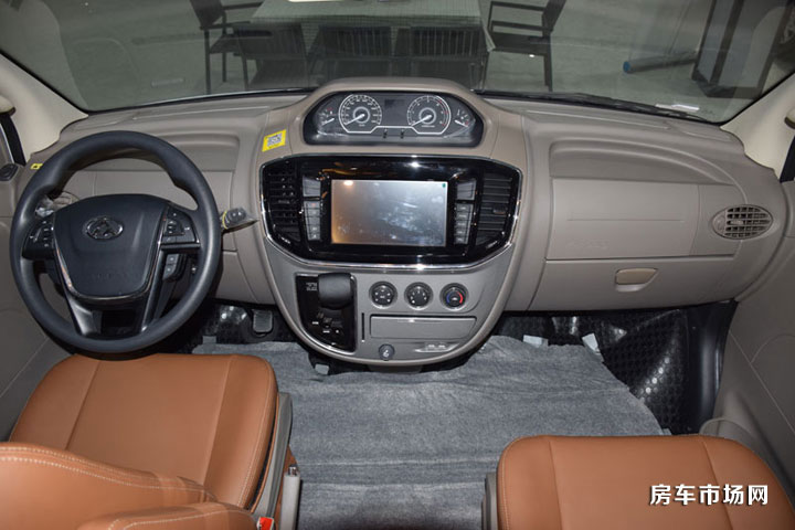 上汽大通2018款全新B型房車