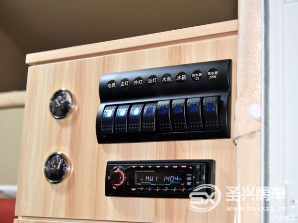 房車夢不再遙遠(yuǎn) 實(shí)拍解放T80旅居車