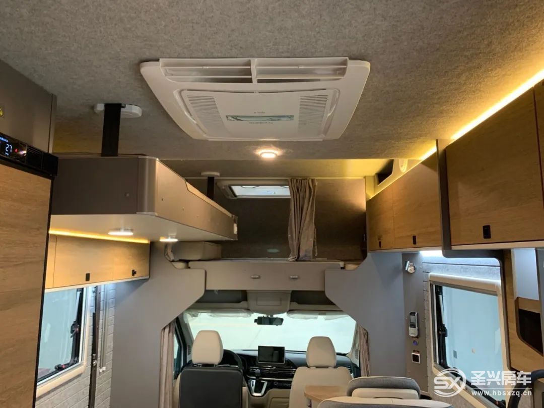 無拓展大空間/設(shè)計精細(xì)的房車，才是長途旅行必備-14.jpg