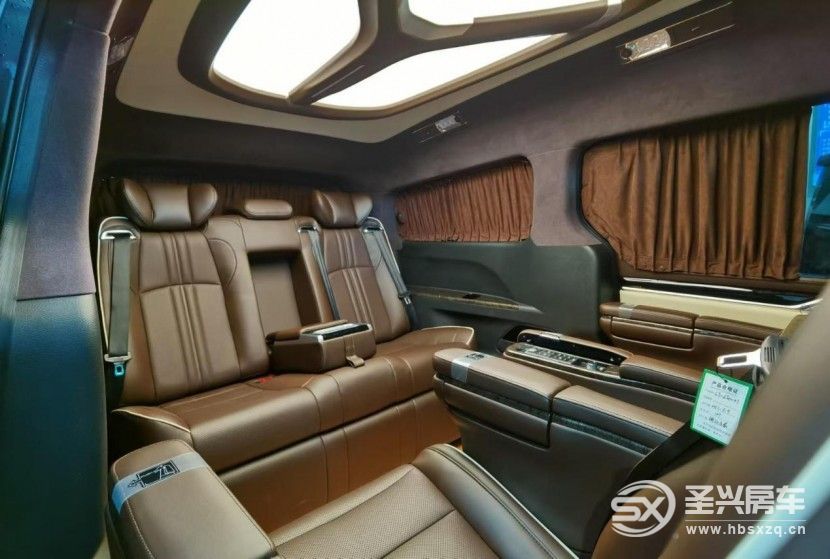 上汽大通MAXUSG20金騎士高頂商務(wù)車新勢力，騎士出征，金路恒通！ccaebccd4704327facda479309c7c592