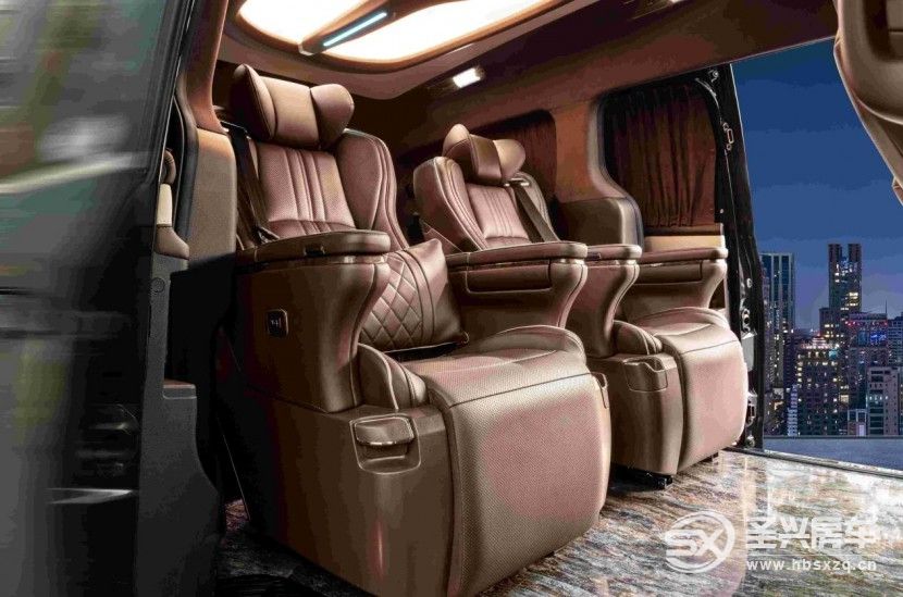 上汽大通MAXUSG20金騎士高頂商務(wù)車新勢力，騎士出征，金路恒通！31bf4fed1b83892fb5911f8052a77b8b