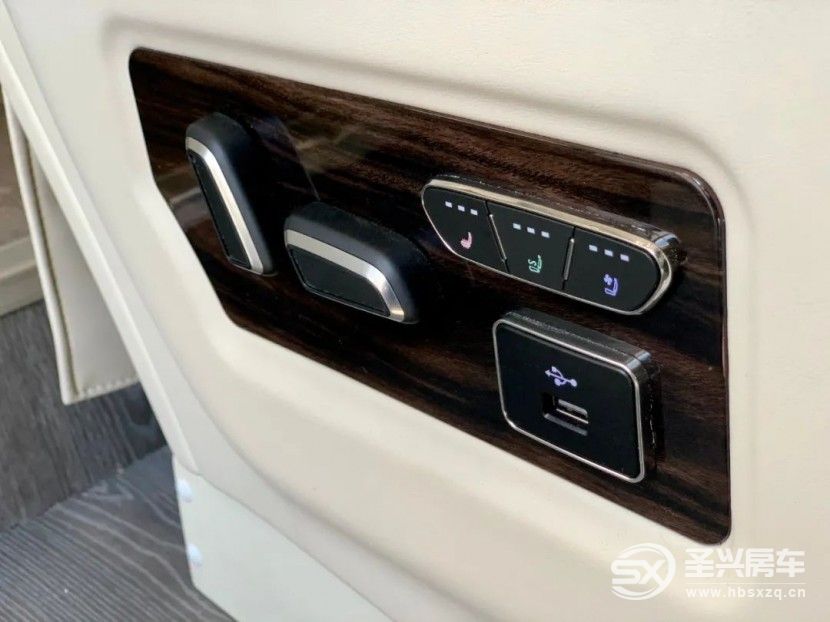 駿馳房車處女座，內外兼修，配備航空座椅與茶吧！get?code=ZDcxMGYyOTZjNjU4NzQwMWMwNTJiMTY2Y2VlMjcyOTcsMTY2NTY0NTg4ODMxMg==