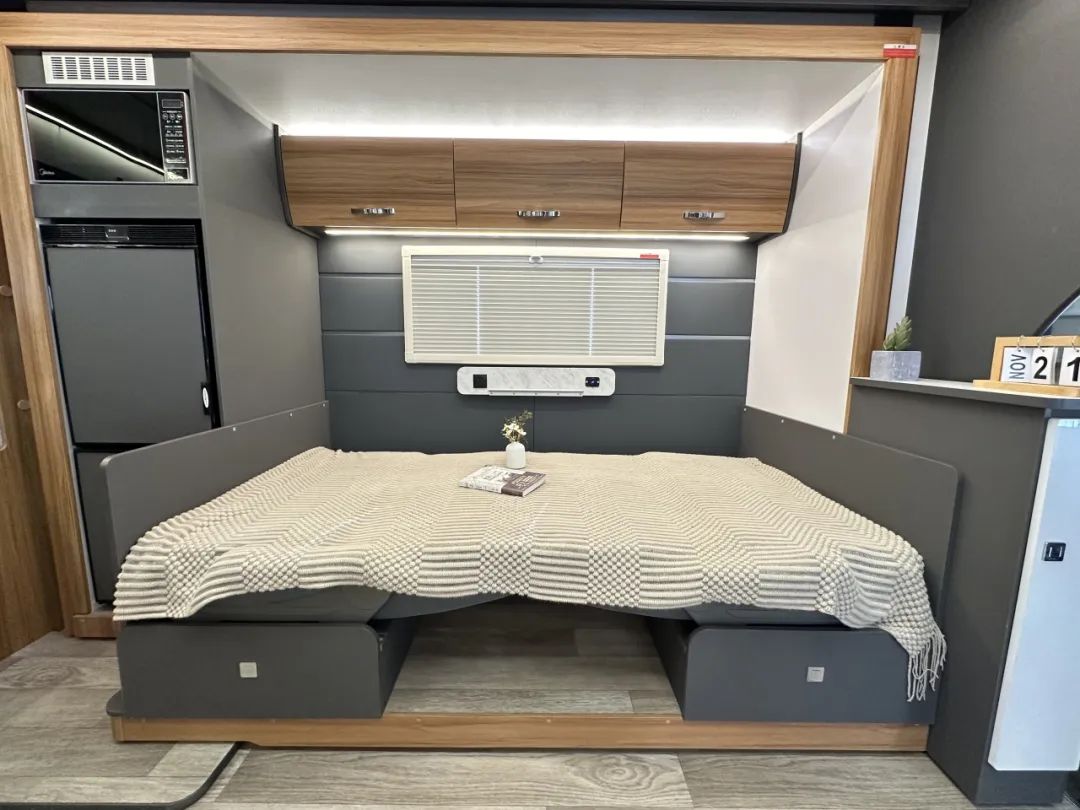 三室、滿配加大水電！能住下三代人的房車才是你需要的！-4.jpg