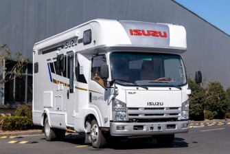 五十鈴700P輕卡C型房車