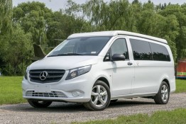 奔馳新威霆商務(wù)房車(chē)