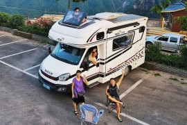 80后IT男辭職后，開房車長期旅行